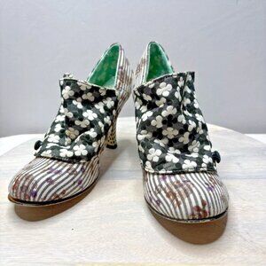 Irregular Choice Heels. Size 6.5 Black/ White/ Flowers